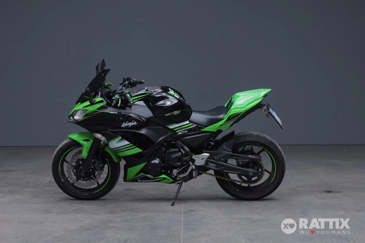 KAWASAKI Ninja 650 