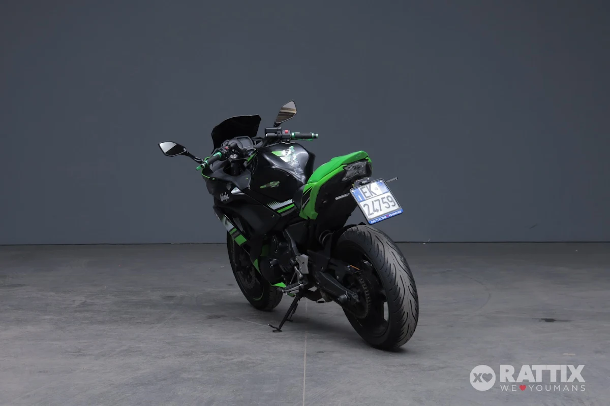 KAWASAKI Ninja 650 
