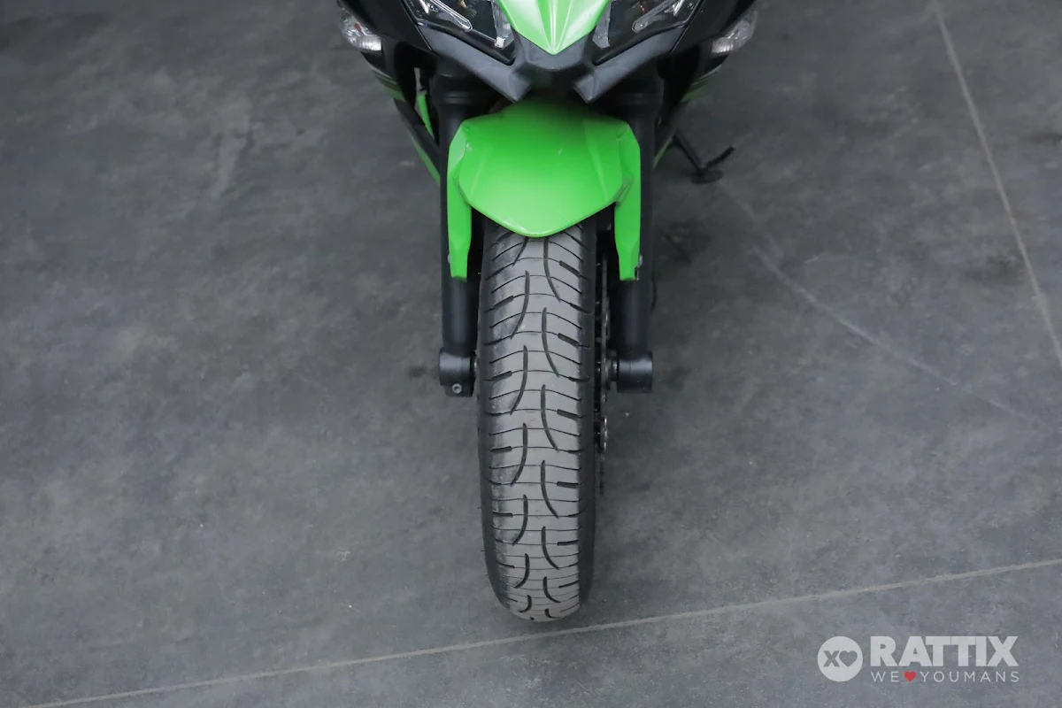 KAWASAKI Ninja 650 