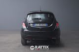 Miniatura Lancia Ypsilon 1.0 Firefly Hybrid 70CV Platino  Nero Vulcano  Aziendale foto 24
