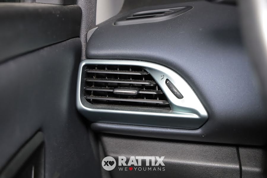 Lancia Ypsilon 1.0 Firefly Hybrid 70CV Platino  Nero Vulcano  Aziendale foto 20