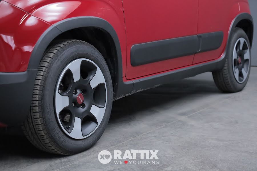 Fiat Panda 1.0 Firefly Hybrid 70CV Cross 5p.ti Rosso Passione  Aziendale foto 4