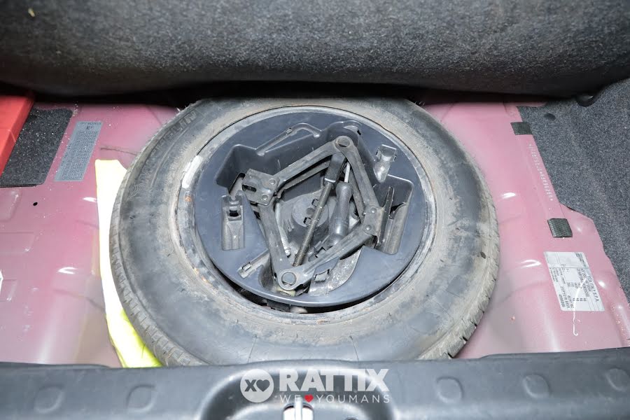 Fiat Panda 1.0 Firefly Hybrid 70CV Cross 5p.ti Rosso Passione  Aziendale foto 7