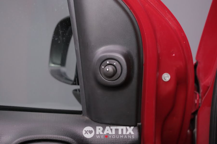 Fiat Panda 1.0 Firefly Hybrid 70CV Cross 5p.ti Rosso Passione  Aziendale foto 30