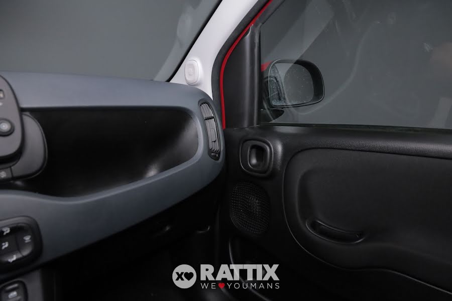 Fiat Panda 1.0 Firefly Hybrid 70CV Cross 5p.ti Rosso Passione  Aziendale foto 31