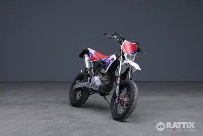 Foto FANTIC MOTOR Motard 125 4T Competizione