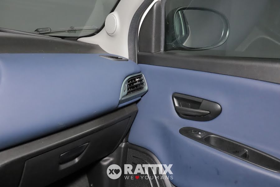 Lancia Ypsilon 1.0 Firefly Hybrid 70CV Platino  Bianco Neve  Aziendale foto 24