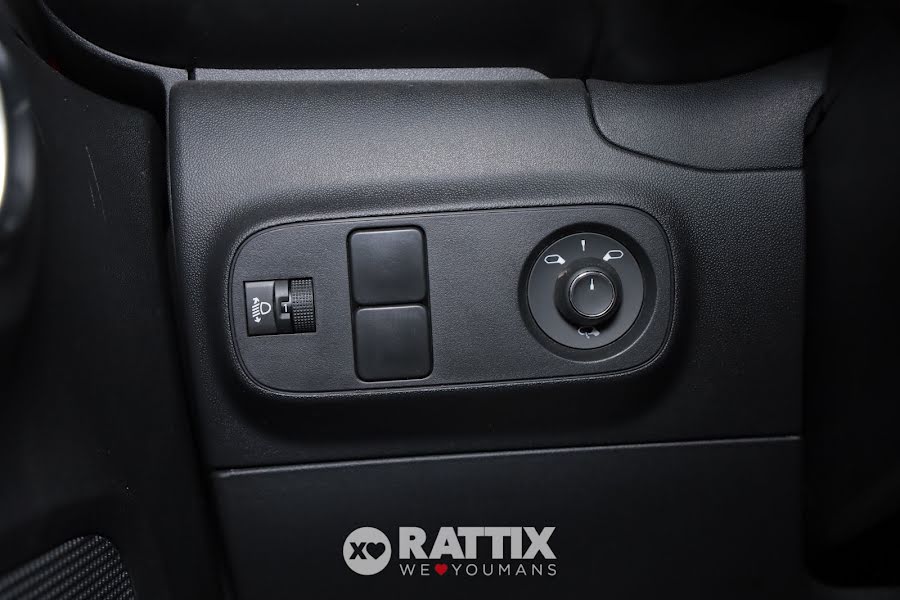 Citroen C3 1.2 Puretech 110CV Max  Rosso Elixir  Aziendale foto 25