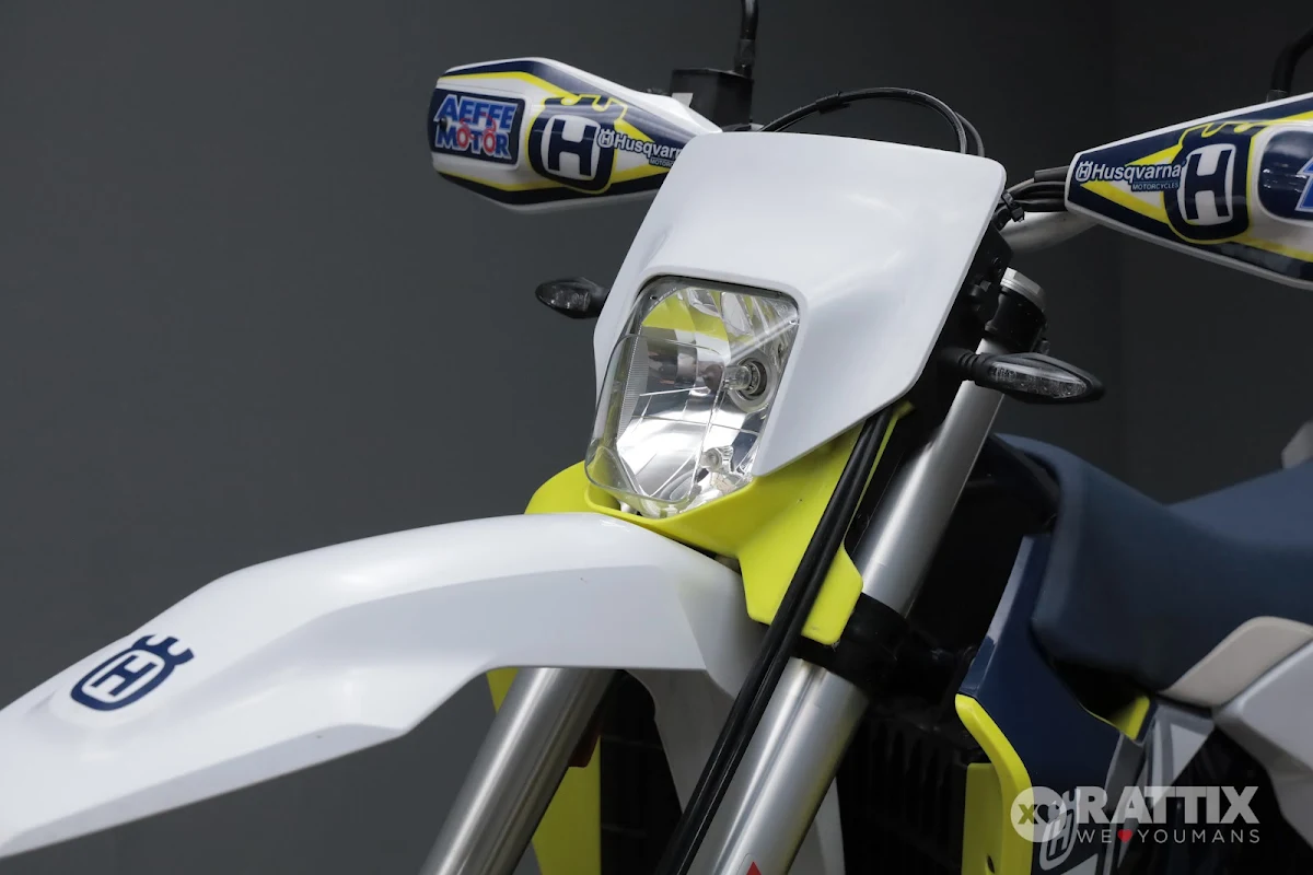 HUSQVARNA Enduro 701 4T my22