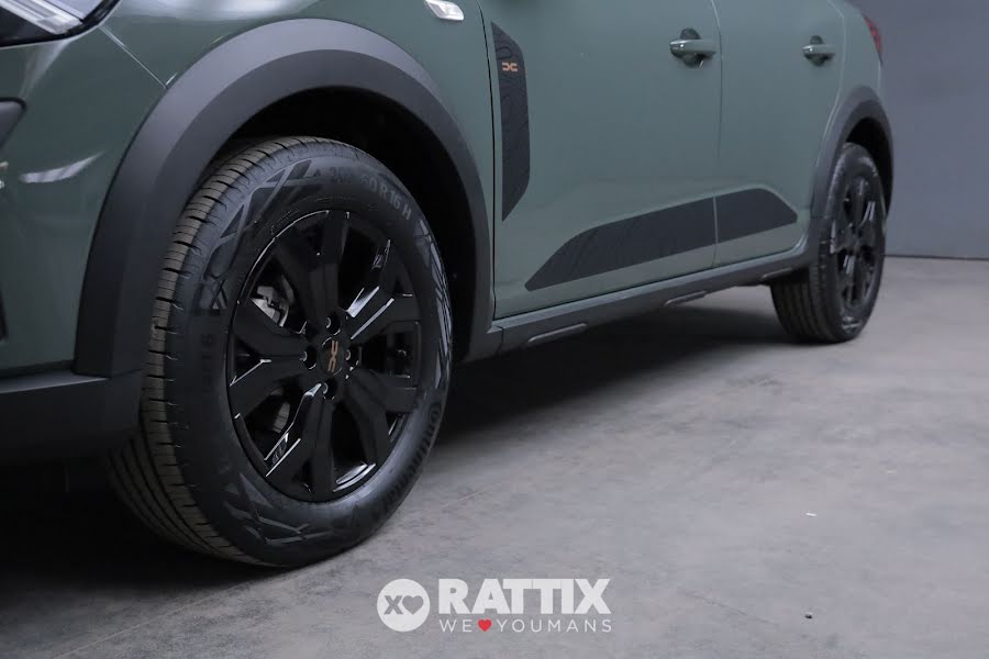 Dacia Sandero Stepway 1.0 TCE Eco-g 100CV Extreme  Verde Lichen Kaki  Nuovo foto 4