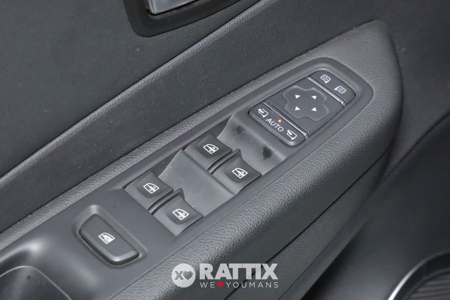 Renault Captur 1.5 DCI 90CV Life bianco  Usato foto 23