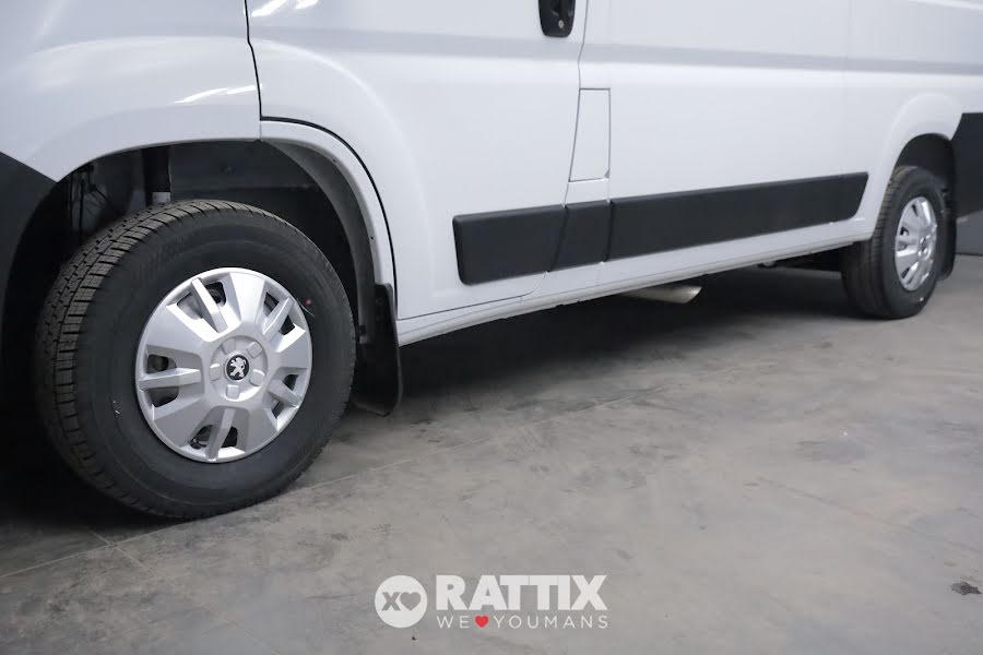 Peugeot Boxer 333 2.2 BlueHDI 120CV L2H2 (IVA ESCLUSA) bianco icy  Km 0 foto 4