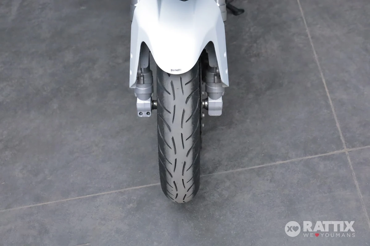 BENELLI TRK 251 Trk E5