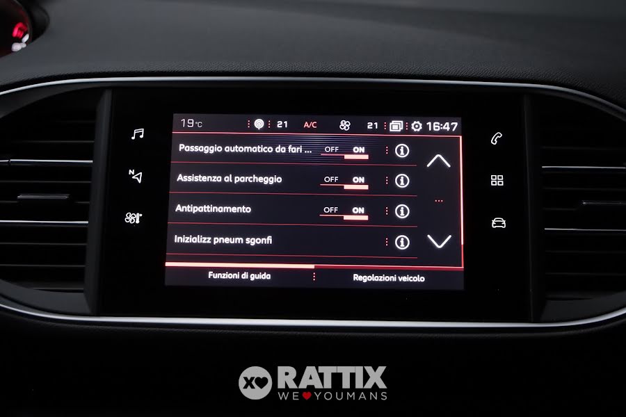 Peugeot 308 SW 1.2 Puretech 130CV GT Line EAT8 grigio  Usato foto 24