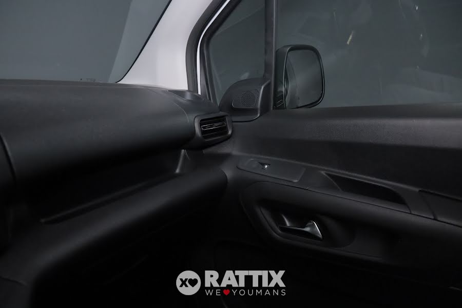 Peugeot Partner 1.5 BlueHDI 100CV L1 (IVA ESCLUSA) Kaolin White  Km 0 foto 31