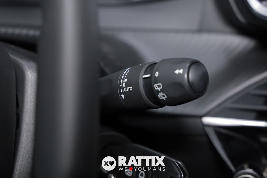 Peugeot 2008 1.2 Puretech 100CV Allure Nero  Km 0 foto 13