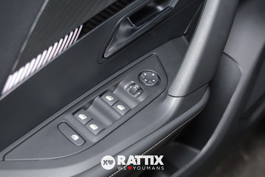 Peugeot 2008 1.2 Puretech 100CV Allure Nero  Km 0 foto 31