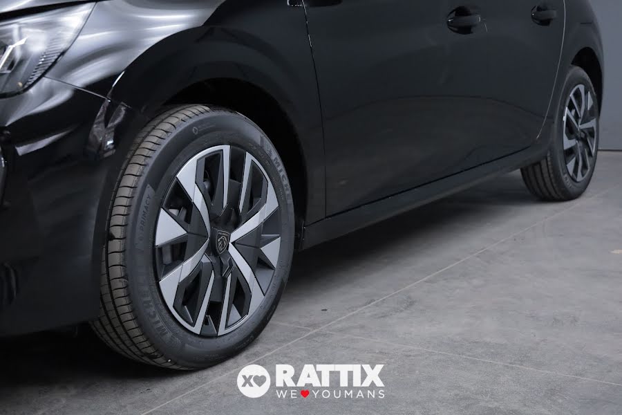 Peugeot 208 1.2 Hybrid 110CV Style e-DCS6 Nero  Km 0 foto 4