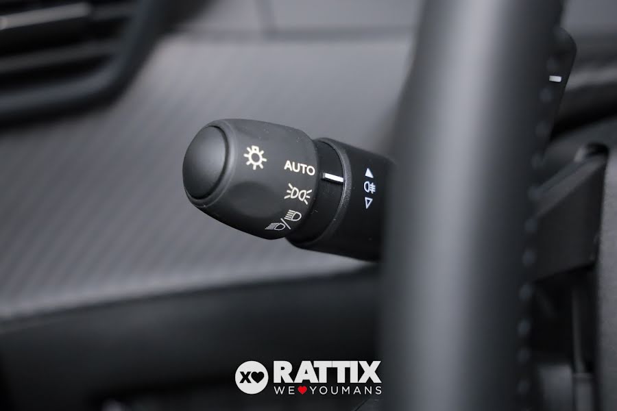 Peugeot 208 1.2 Hybrid 110CV Style e-DCS6 Nero  Km 0 foto 12
