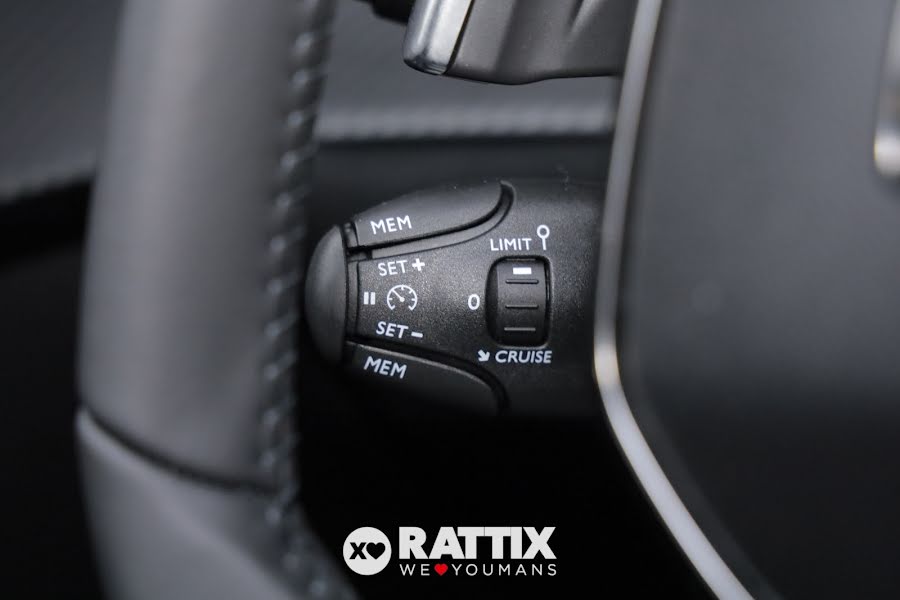 Peugeot 208 1.2 Hybrid 110CV Style e-DCS6 Nero  Km 0 foto 16