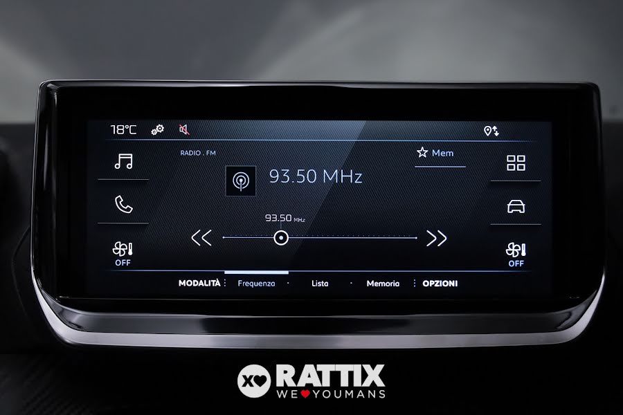 Peugeot 208 1.2 Hybrid 110CV Style e-DCS6 Nero  Km 0 foto 25