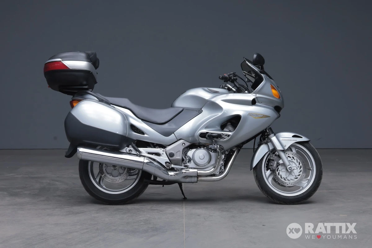 HONDA Deauville 650 NT my01