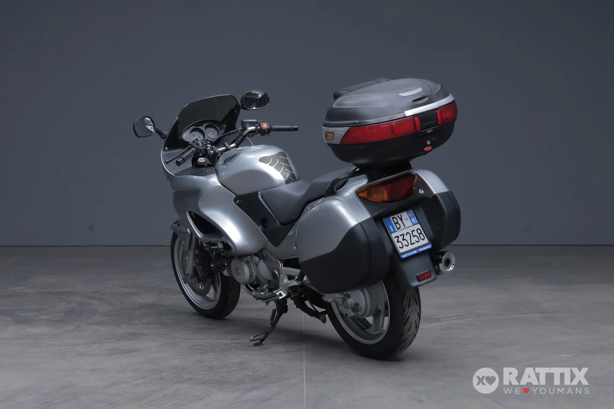 HONDA Deauville 650 NT my01