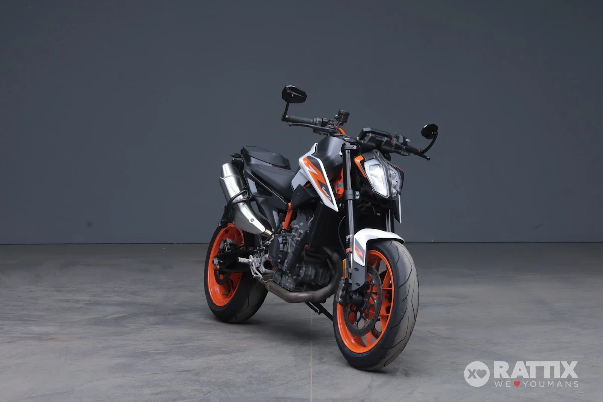 KTM 890 Duke R my21