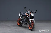 KTM 890 Duke R my21