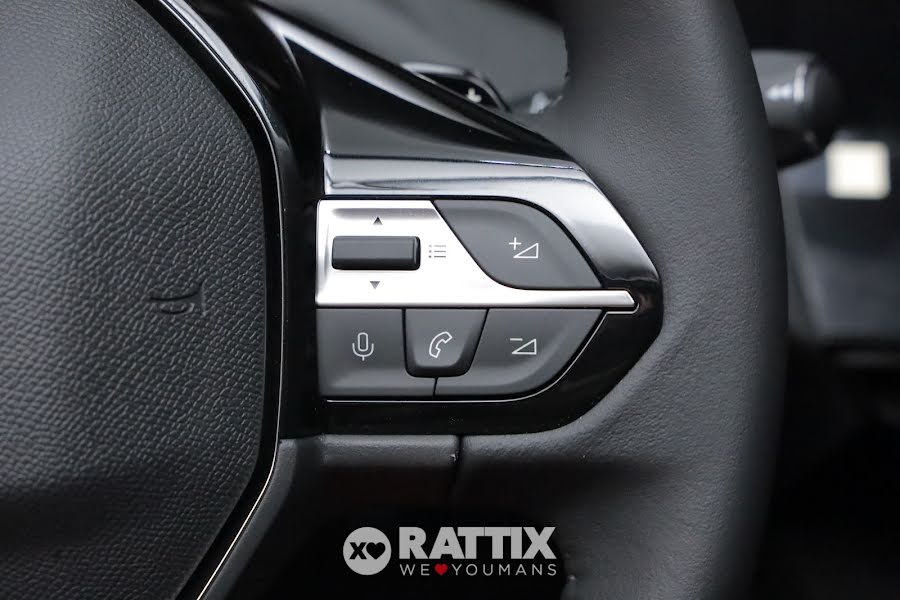 Peugeot 308 1.5 BlueHDI 130CV Allure EAT8 Rosso Elixir  Km 0 foto 11