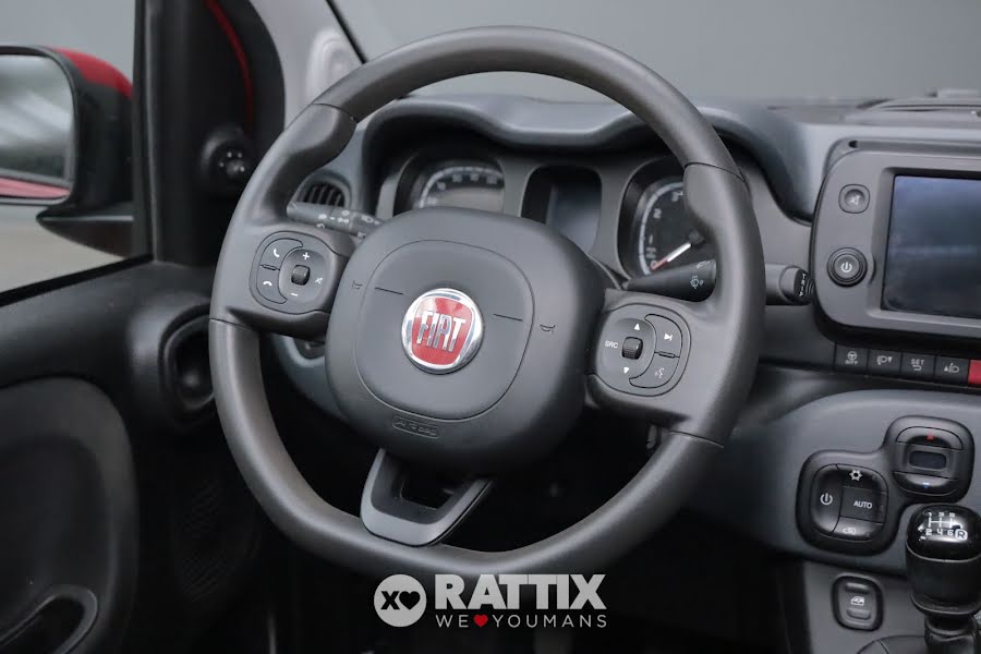 Fiat Panda 1.0 Firefly Hybrid 70CV Cross 5p.ti Rosso Passione  Aziendale foto 10