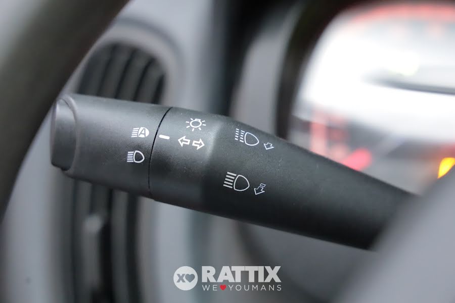 Fiat Panda 1.0 Firefly Hybrid 70CV Cross 5p.ti Rosso Passione  Aziendale foto 13