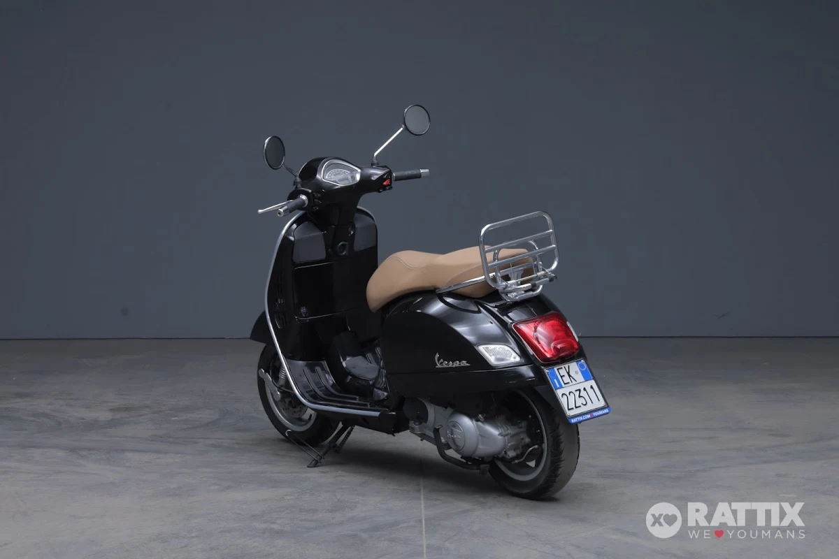 VESPA Vespa GTS 300 Super Abs my16