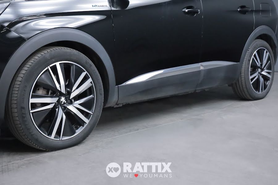 Peugeot 3008 1.6 Hybrid4 Phev 300CV GT Pack e-EAT8 + tetto apribile Nero Perla  Aziendale foto 4