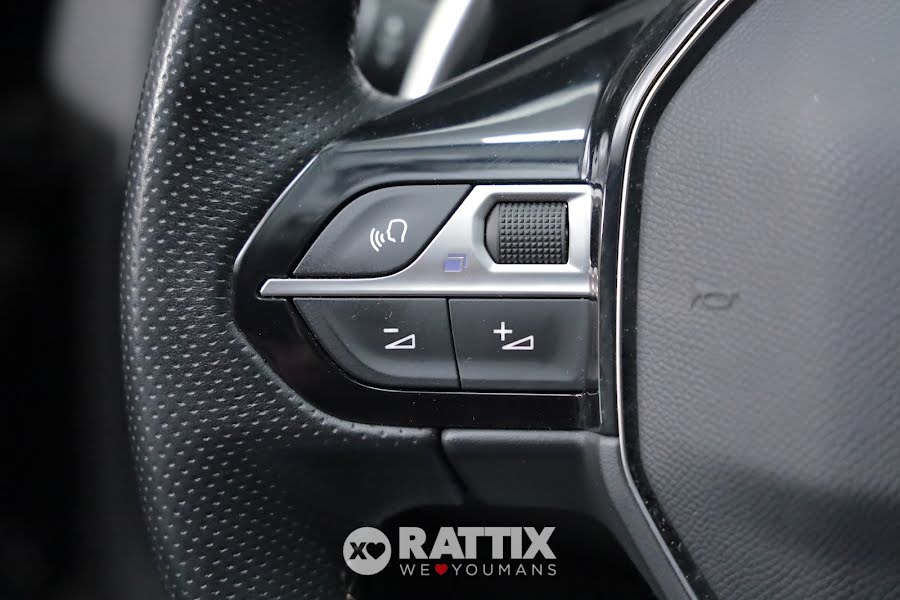 Peugeot 3008 1.6 Hybrid4 Phev 300CV GT Pack e-EAT8 + tetto apribile Nero Perla  Aziendale foto 13