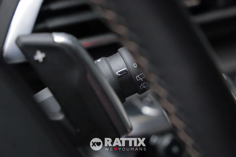 Peugeot 3008 1.6 Hybrid4 Phev 300CV GT Pack e-EAT8 + tetto apribile Nero Perla  Aziendale foto 16