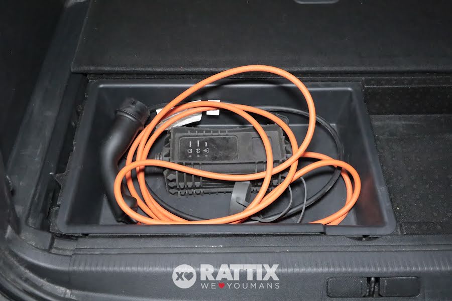 Peugeot 3008 1.6 Hybrid4 300CV GT Pack e-EAT8 Blue Celebes  Aziendale foto 8