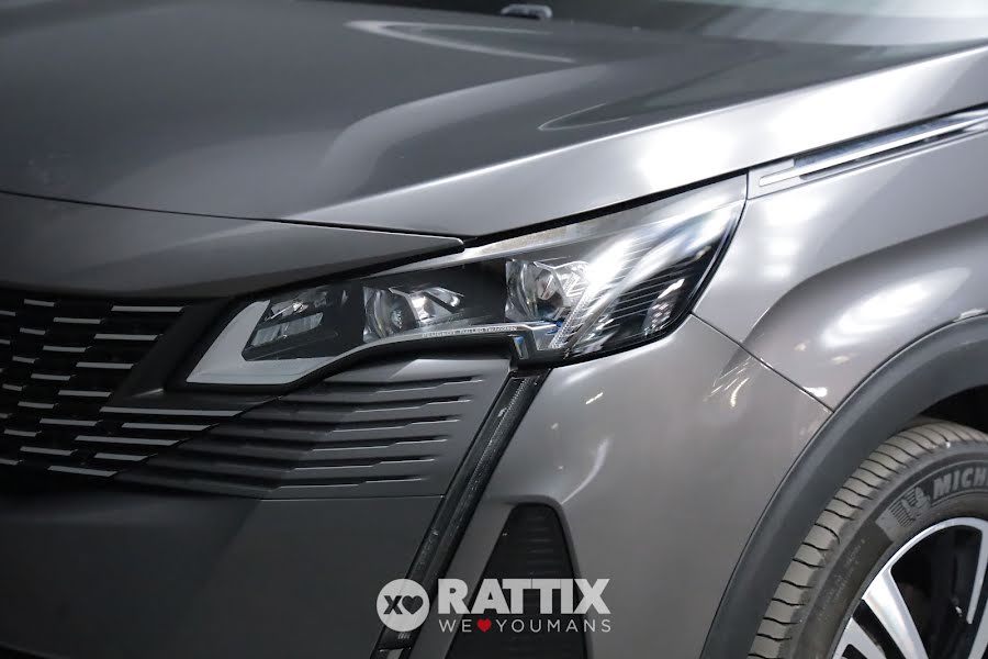 Peugeot 3008 1.2 Hybrid 48V 136CV GT e-DCS6 Grigio Platinum  Aziendale foto 3