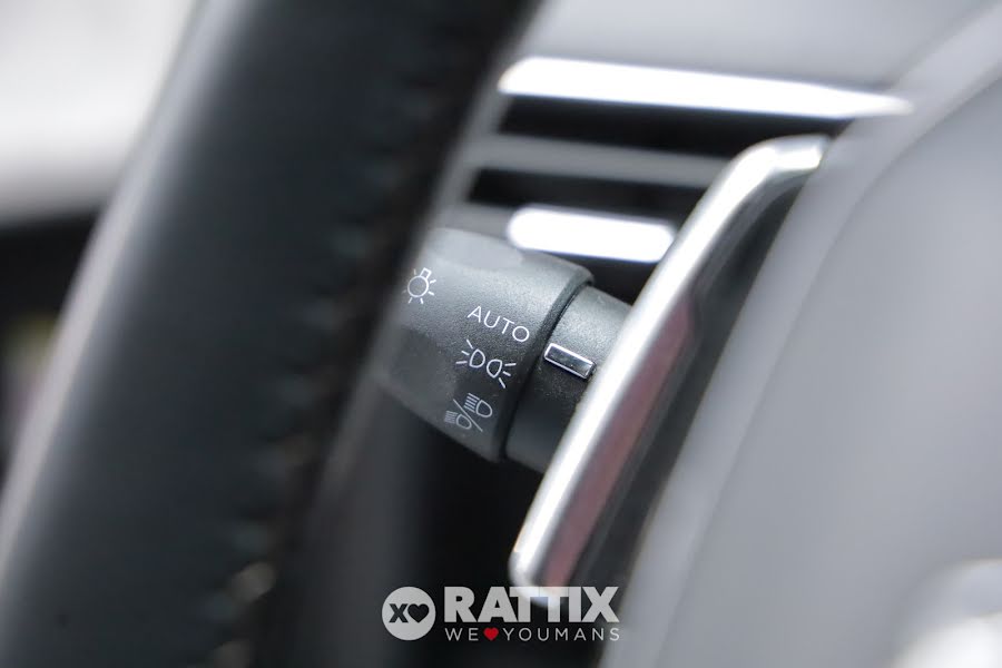 Peugeot 3008 1.2 Hybrid 48V 136CV GT e-DCS6 Grigio Platinum  Aziendale foto 12