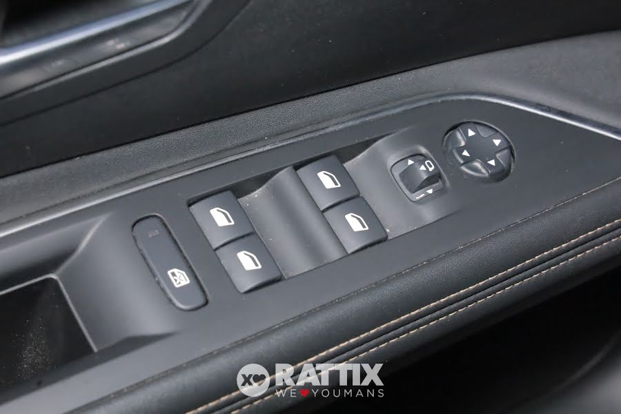 Peugeot 3008 1.2 Hybrid 48V 136CV GT e-DCS6 Grigio Platinum  Aziendale foto 29