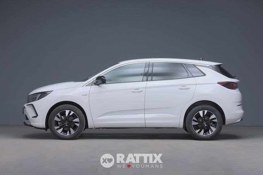 Opel Grandland 1.2 130CV Business Elegance at8 Artik White  Aziendale foto 2