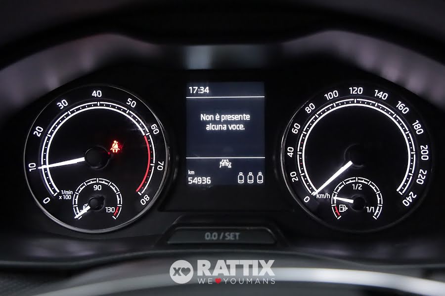 Skoda Kamiq 1.0 TSI 95CV Ambition  Argento Brillante  Usato foto 15