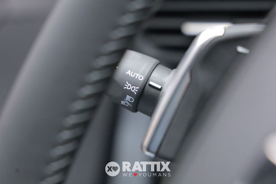 Peugeot 208 1.2 Hybrid 110CV Style e-DCS6 Grigio Artense  Km 0 foto 12