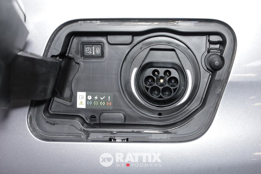 Peugeot 3008 1.6 Hybrid4 300CV GT Pack e-EAT8 Grigio Artense  Aziendale foto 6