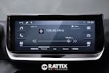 Miniatura Peugeot 208 1.2 Hybrid 110CV Style e-DCS6 Grigio Artense  Km 0 foto 29