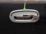 Miniatura Lincoln Navigator 5.4 V8 GPL 300CV 4WD 7p.ti + barre portatutto Nero  Usato foto danni 59