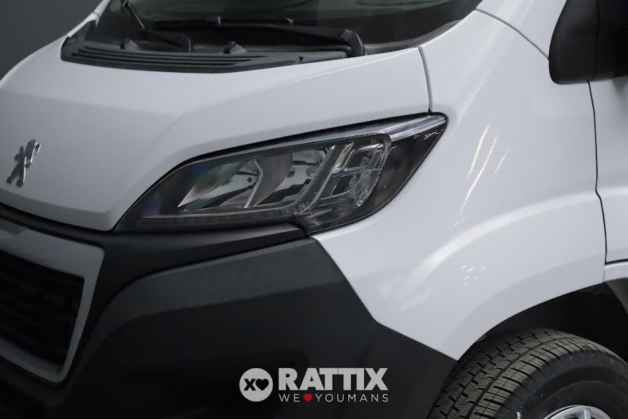 Peugeot Boxer 333 2.2 BlueHDI 120CV L2H2 (IVA ESCLUSA) bianco icy  Km 0 foto 3