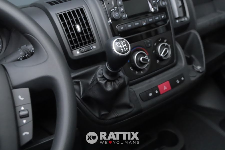 Peugeot Boxer 333 2.2 BlueHDI 120CV L2H2 (IVA ESCLUSA) bianco icy  Km 0 foto 17