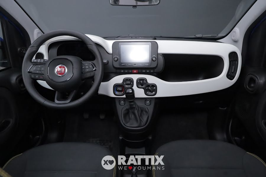 Fiat Panda Pandina 1.0 Firefly Hybrid 70CV Cross BLU ITALIA METALLIZZATO  Aziendale foto 9