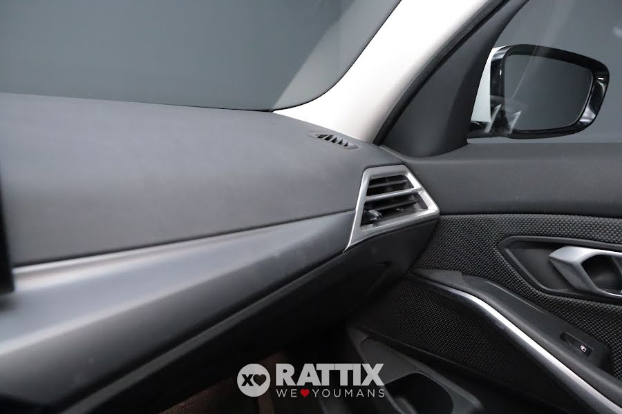 BMW 320 d Touring 2.0 Mhev 48V xDrive Auto Bianco  Aziendale foto 27